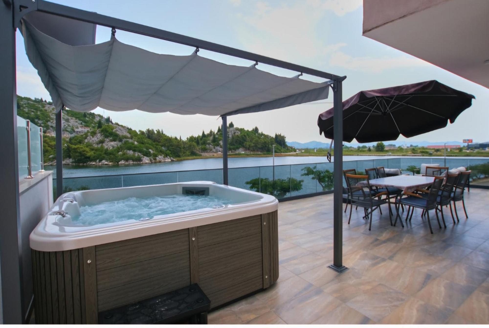 Roso Apartment Ploce  Bagian luar foto