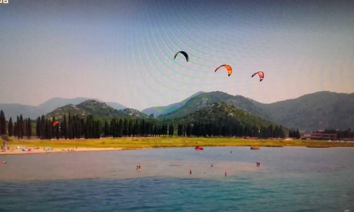 Roso Apartment Ploce  Bagian luar foto